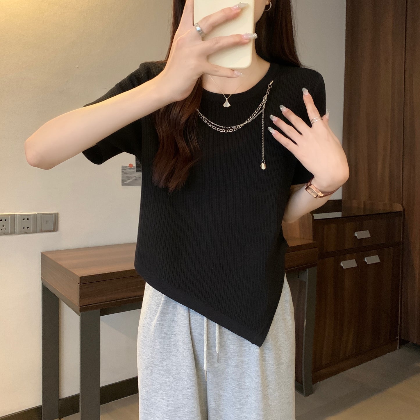 2040 ULOVED Necklace short sleeve